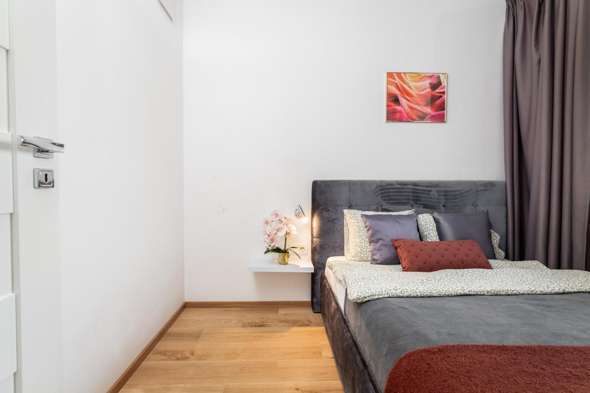 Superapart Grzybowska Apt 177 Warsaw Exterior photo